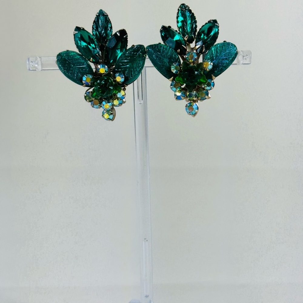 Vintage Judy Lee Clip on earrings
